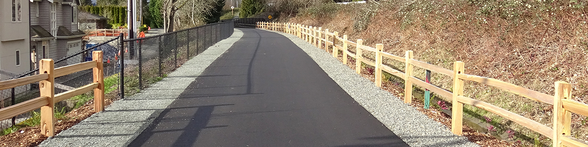 Completed segment with fencing along the East Lake Sammamish Trail A Segment