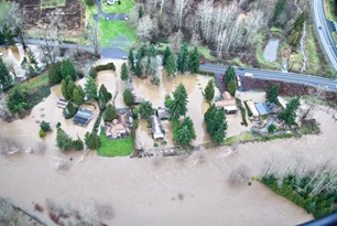 An aerial photo taking on January 2009 showing the Cedar River flooding the entire Elliott Bridge Mitigation Project area.