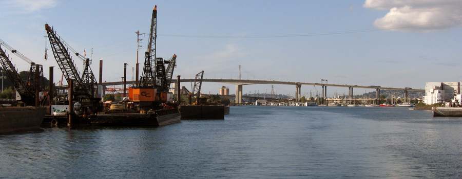 LDW-barge-ws-bridge_900x350